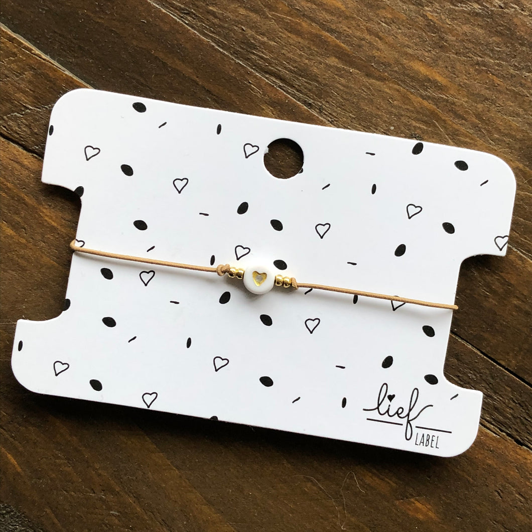 Armbandje Hartje Beige wit