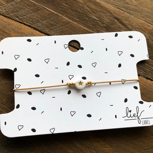 Armbandje Ster Beige wit