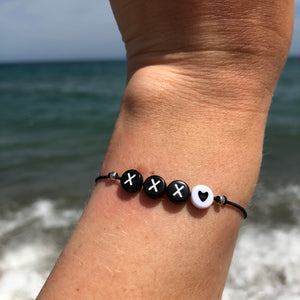 Armbandje XXX Zwart wit