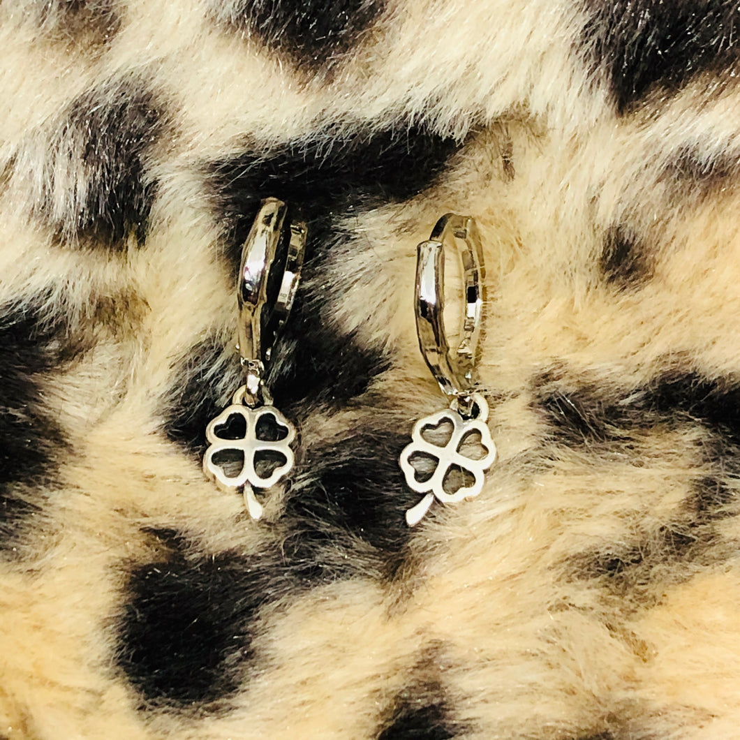 Oorbellen Lucky Clover zilver